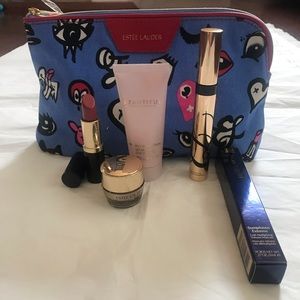 Estée Lauder-Makeup